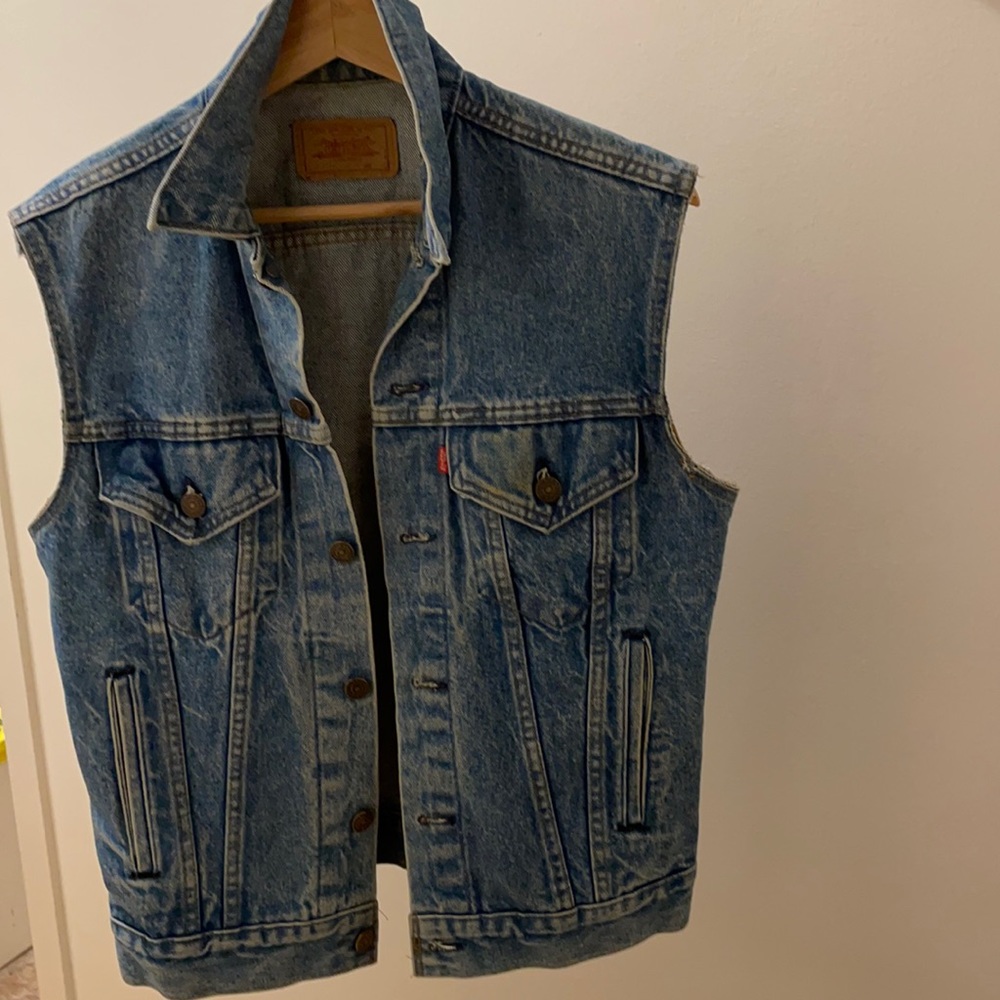 Levi’s denim vest